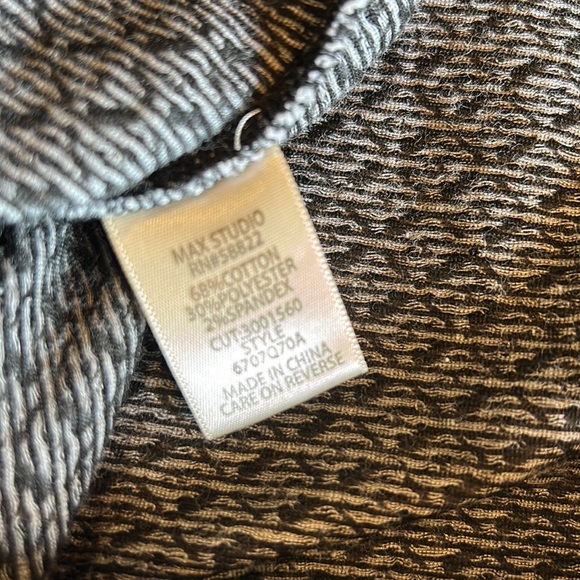 Max Studio Top - Picture 6 of 6